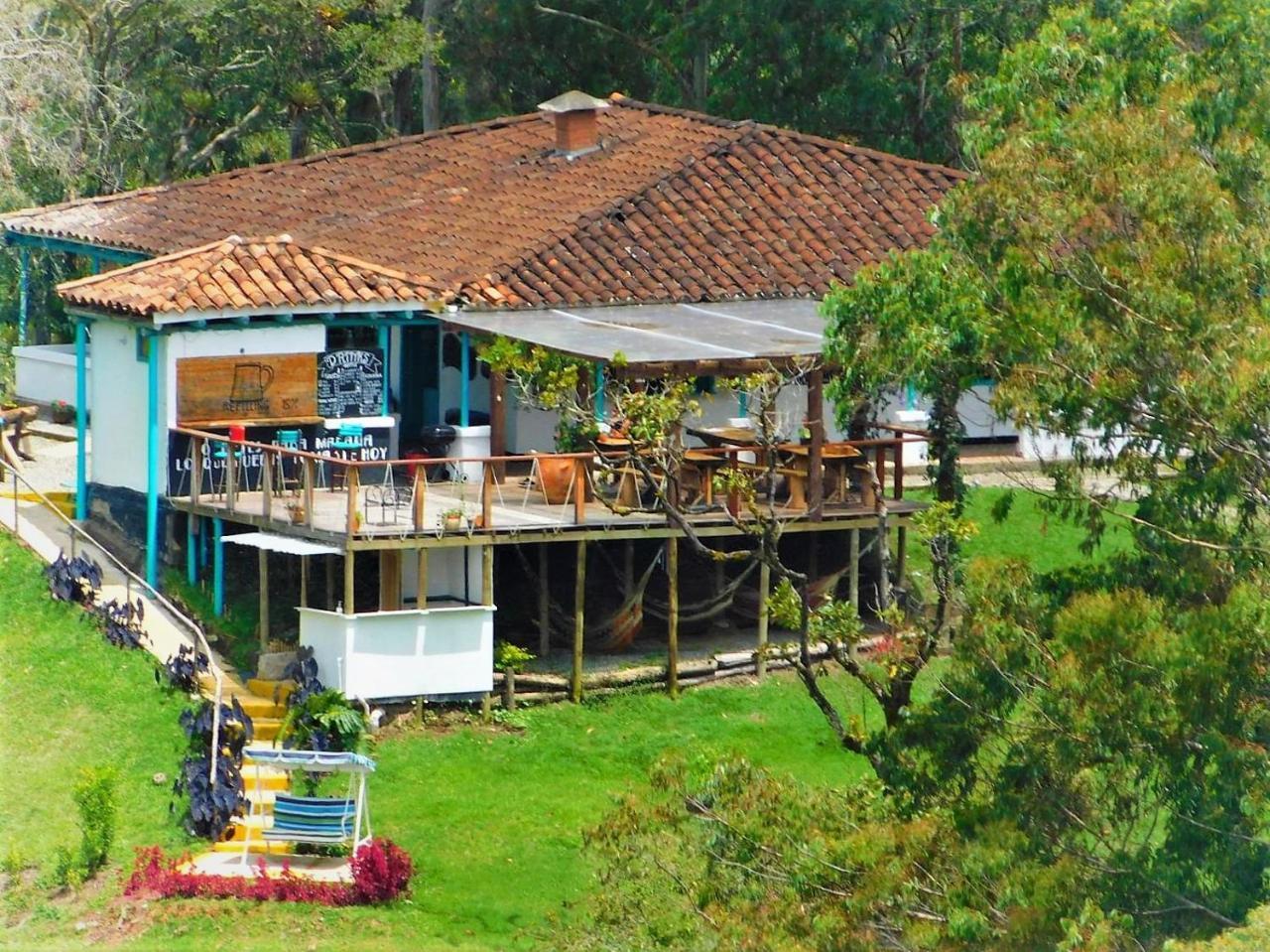 Bacoa Hostel Guatapé Eksteriør billede